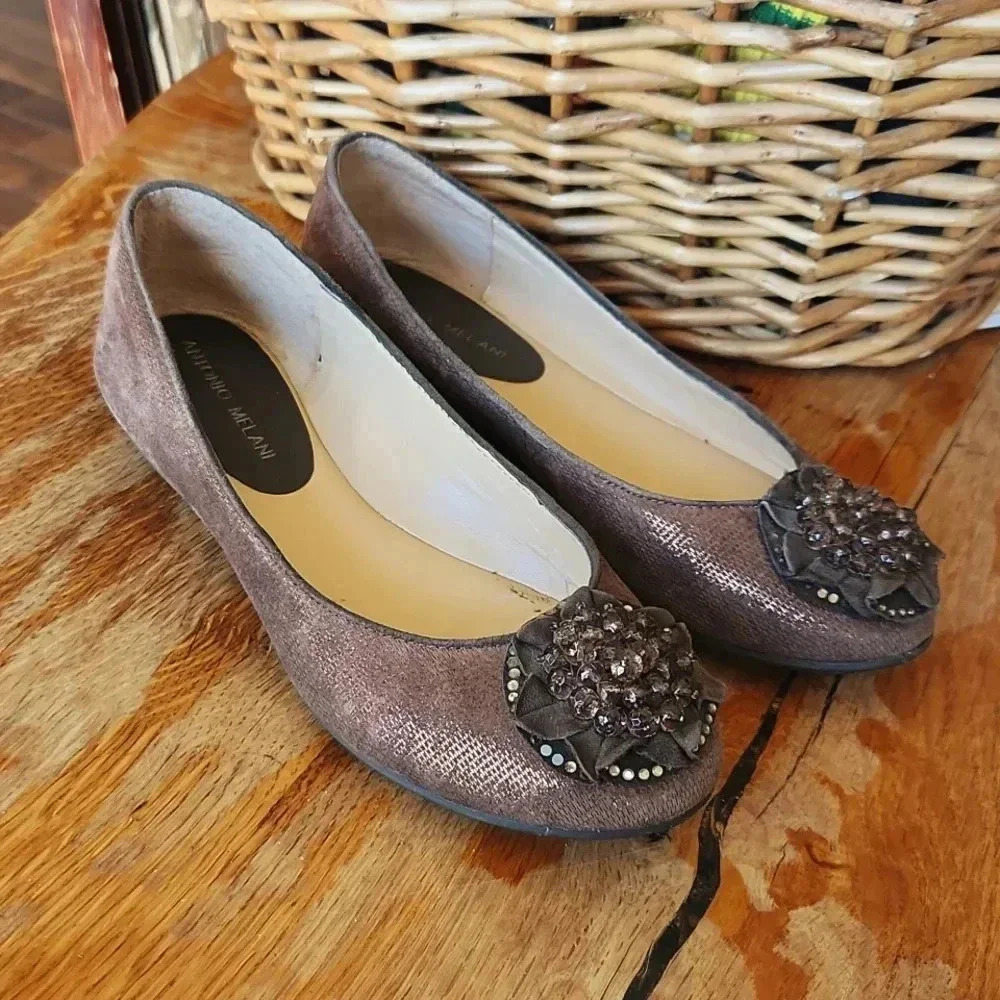 Antonio Melani Soft Leather Beaded Jeweled Brown‎ Flats 7.5